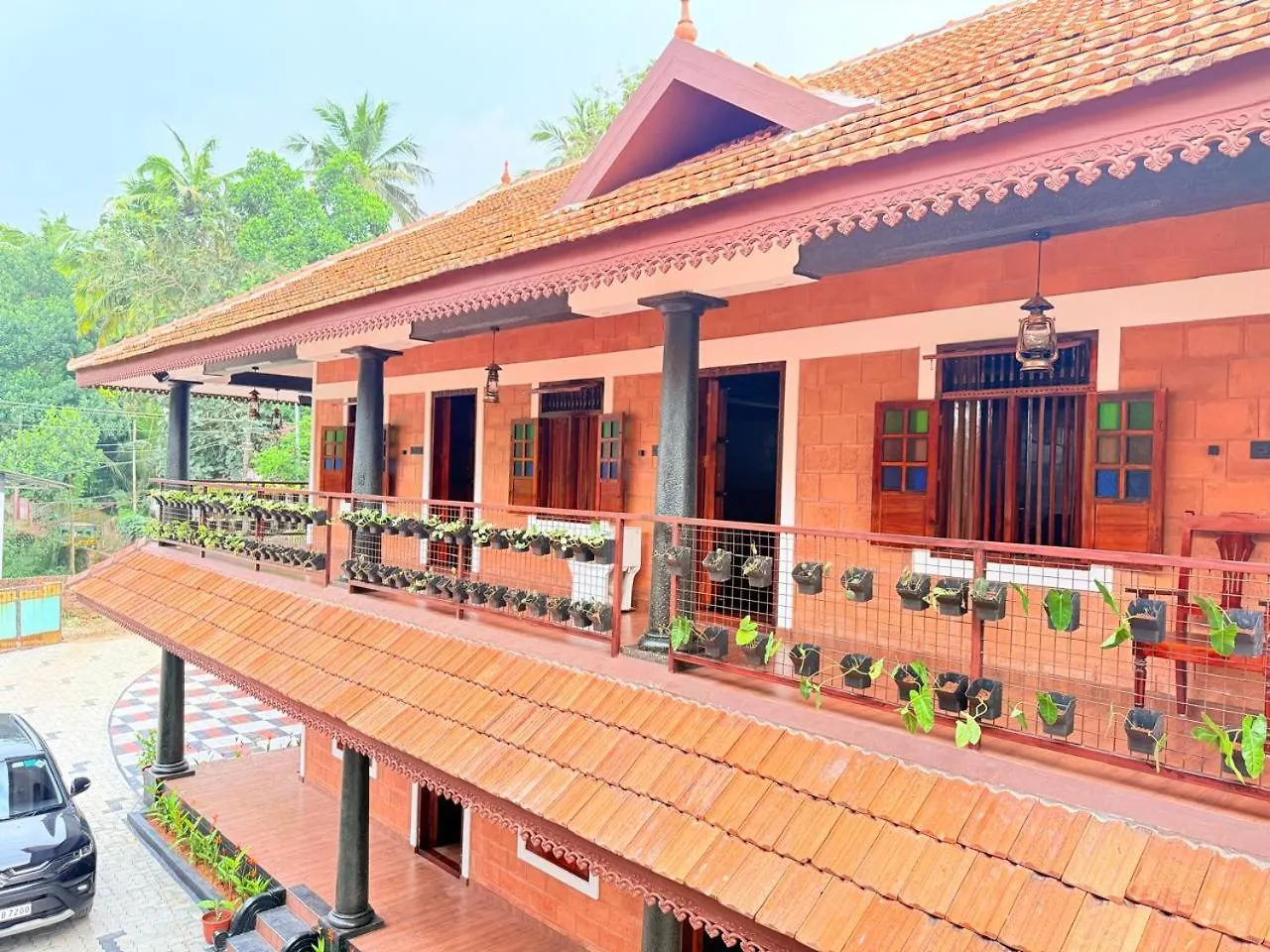 Credible Heritage Resort Varkala 3*,